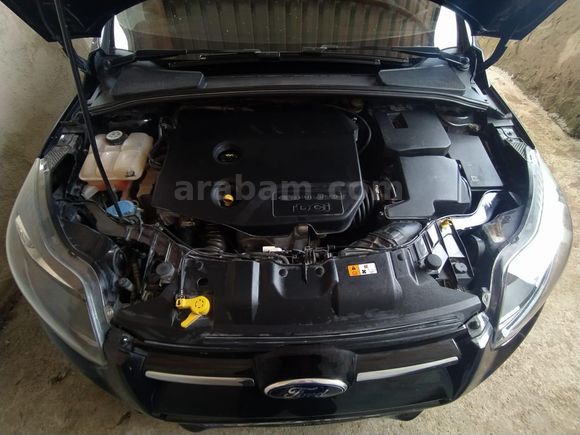 Sahibinden Ford Focus 1.6 TDCi Titanium 2013 Model  146.000 km Siyah