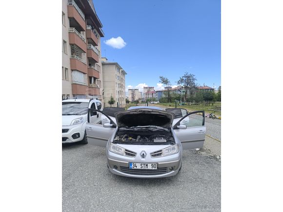 Sahibinden Renault Megane 1.5 dCi Privilege 2008 Model  352.000 km Gri (Gümüş)