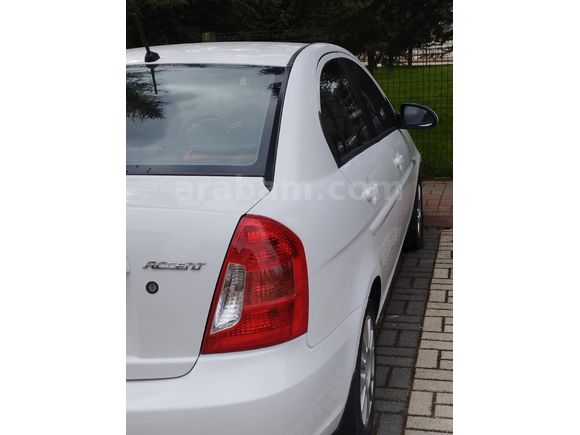 Sahibinden Hyundai Accent Era 1.4 Team 2010 Model
