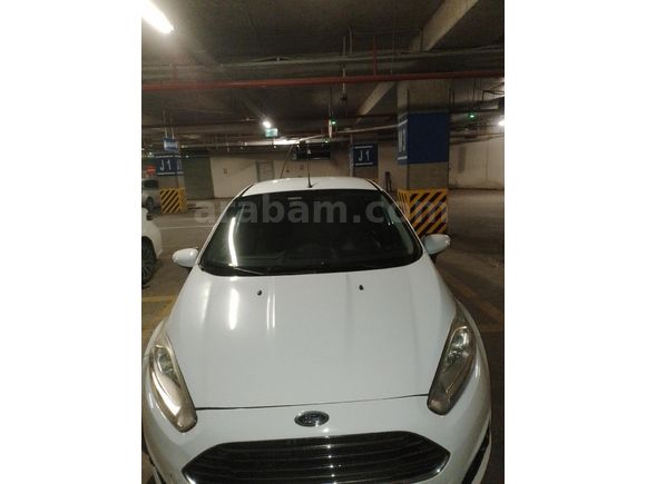 Sahibinden OTOMATİK Ford Fiesta 1.6 TDCi Titanium 2015 Model