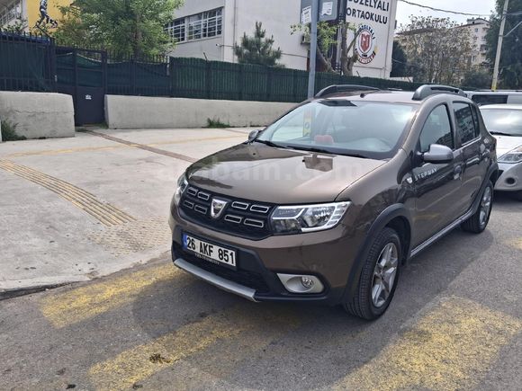 Sahibinden Dacia Sandero 0.9 TCe Stepway Easy-R 2020 Model İstanbul