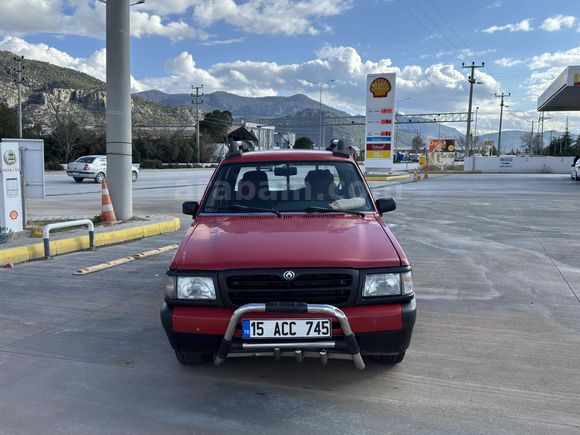 Sahibinden Mazda B2500 2.5 D 1998 Model 