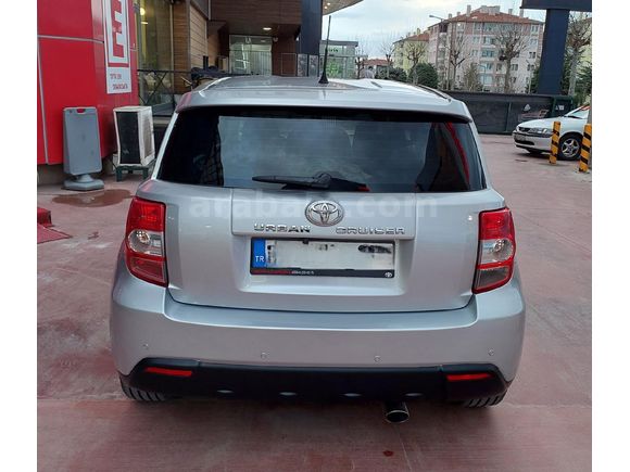 Sahibinden, değişensiz, kazasız, boyasız Tertemiz Toyota Urban Cruiser 1.33 Comfortl