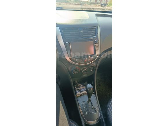 Sahibinden Hyundai Accent Blue 1.6 CRDI Mode Plus 2016 Model
