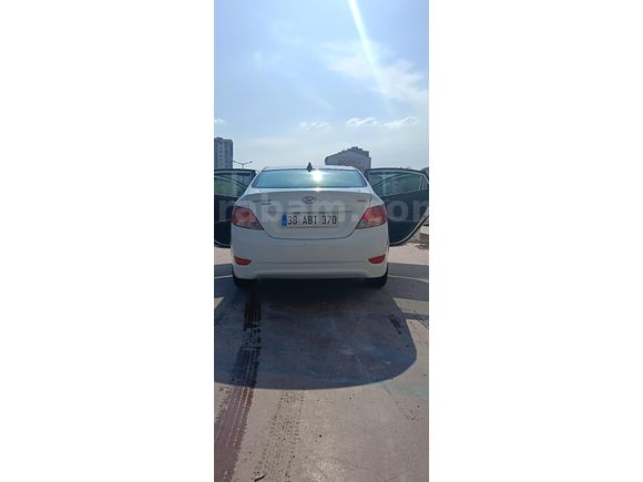 Sahibinden Hyundai Accent Blue 1.6 CRDI Mode Plus 2016 Model