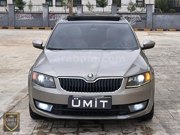 ÜMİT AUTO/2013/CAM TAVAN/SKODA/OCTAVİA/ELEGANCE/DSG/