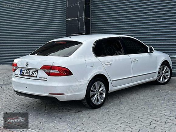 DEĞİŞENSİZ-MASRAFSIZ-2013 MODEL-ELEGANCE-ORJİNAL-250.000 KM