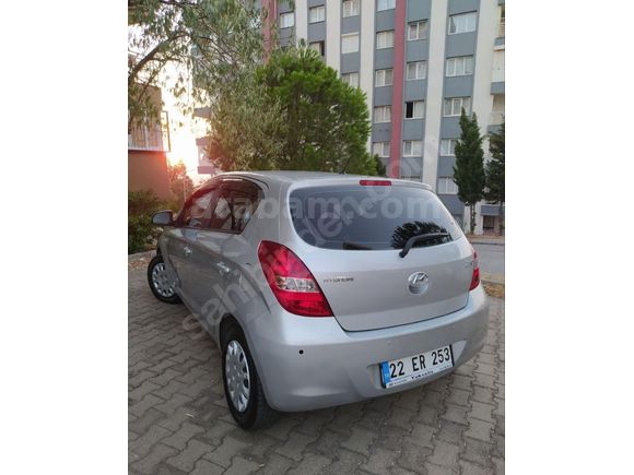 ACİL - 2011 Hyundai i20 105.700 KM ORİJİNAL TRAMERSİZ