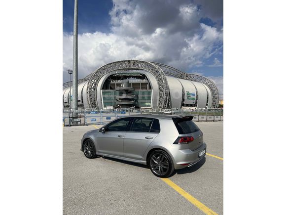 HATASIZ - GOLF 7 - Temiz -2013 Çıkışlı 