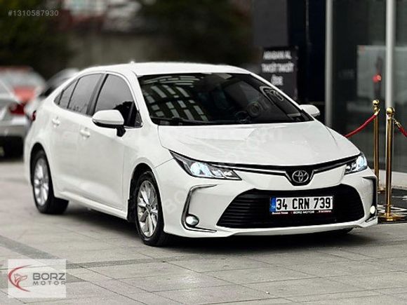 BORZ MOTOR %0,99KREDİ 2020 TOYOTA COROLLA 1.6 DREAM+CARPLAY+OTO.