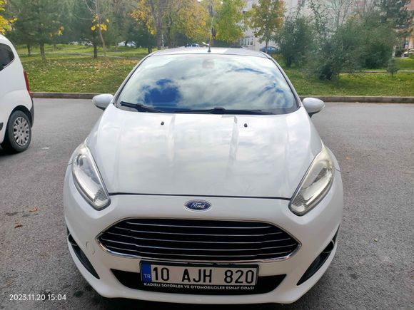 Sahibinden Ford Fiesta 1.4 Titanium 2013 Model