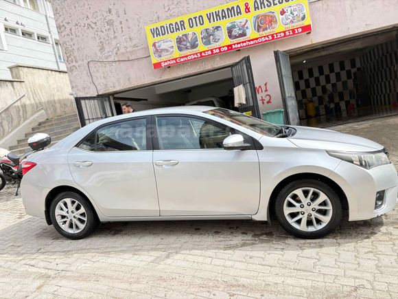 Sahibinden Toyota Corolla 1.4 D-4D Advance 2013 Model 