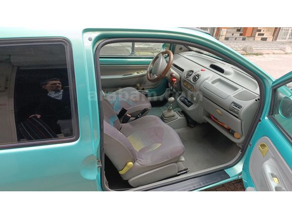 Sahibinden Renault Twingo 1.2 Pack 1999 Model