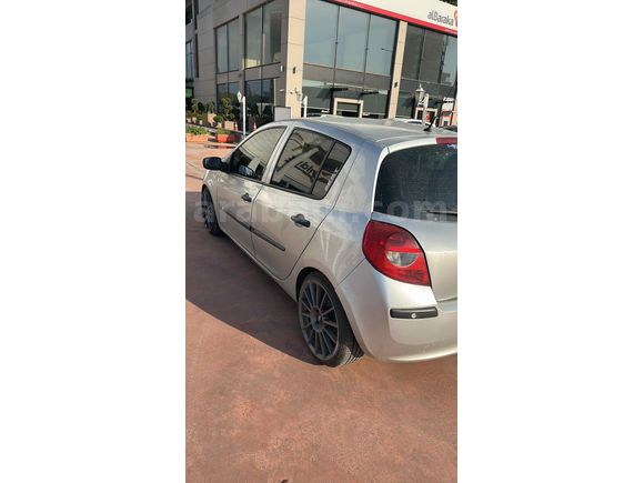 Sahibinden Renault Clio 1.5 dCi Authentique 2009 Model 
