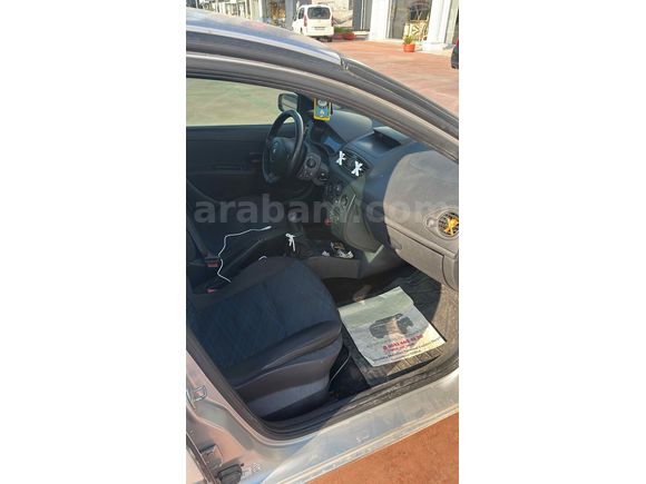 Sahibinden Renault Clio 1.5 dCi Authentique 2009 Model 