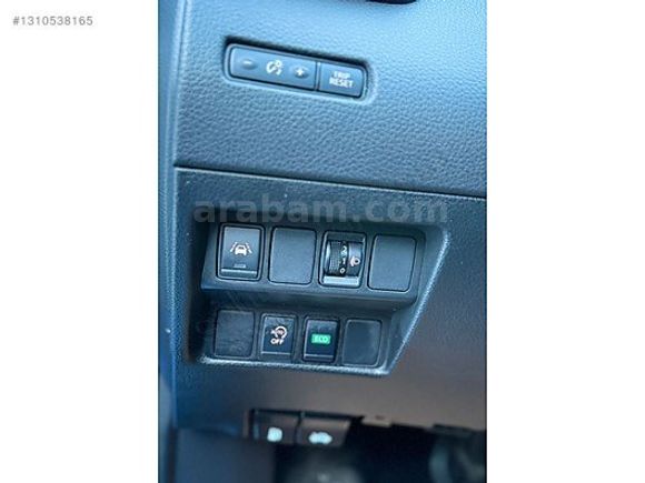 ALTINTOP GARAJDAN 2020 MODEL 1.5 DİZEL OTOMATİK CAM TAVANLI