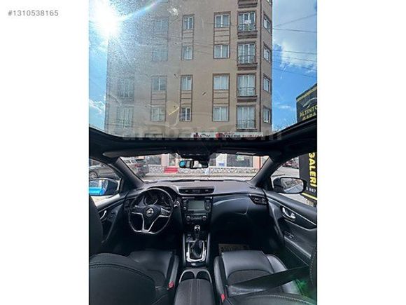 ALTINTOP GARAJDAN 2020 MODEL 1.5 DİZEL OTOMATİK CAM TAVANLI