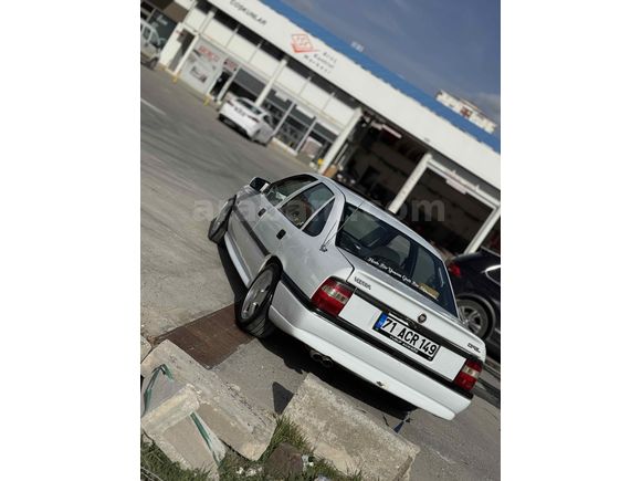 Sahibinden Opel Vectra 2.0 GLS 1994 Model 