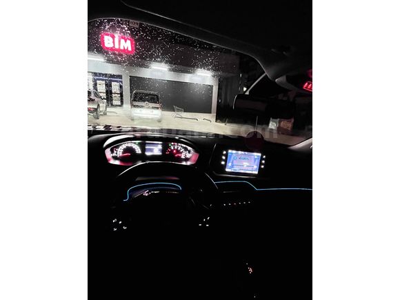 Sahibinden hatasız servis bakımlı Peugeot 2008 1.2 PureTech Active 2020 Model 