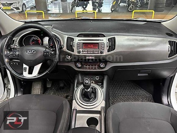 POLAT'TAN 2014 KİA SPORTAGE 1.6GDI CONCEPT PLUS CAM TAVAN FULLL+