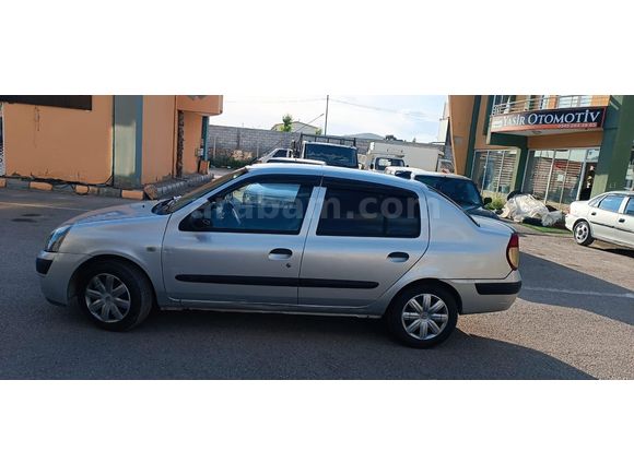 Sahibinden Renault Clio 1.5 dCi Alize 2005 Model  293.000 km Gri