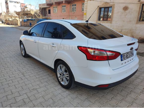 Sahibinden Ford Focus 1.6 Ti-VCT Trend X 2012 Model
