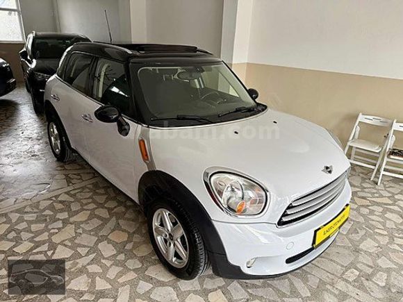 HATASIZ 104.000 KM'DE MİNİ COUNTRYMAN CAM TAVAN