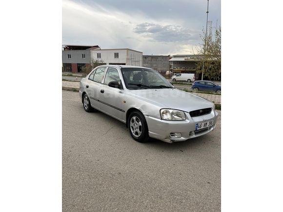 Sahibinden Hyundai Accent 1.5 1.5i GL 2002 Model  223.000 km Gri (Gümüş)