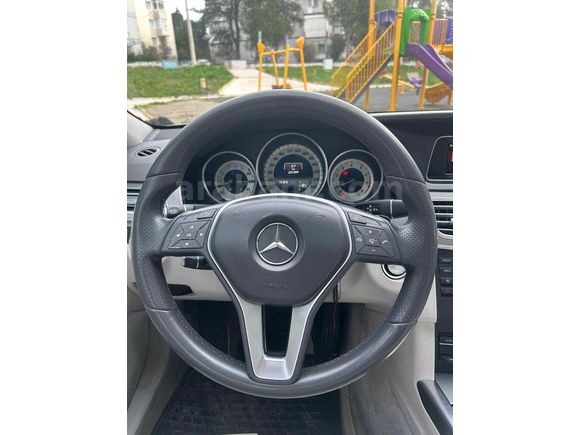 ÖZEL RENK E 180 TAM DOLU  MASRAFSIZ 