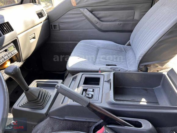 OTOMOBİL RUHSATLI ÇİFT KLİMA ÇİFT SÜRGÜ ÇİFT RENK 9 +1