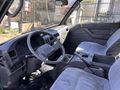 OTOMOBİL RUHSATLI ÇİFT KLİMA ÇİFT SÜRGÜ ÇİFT RENK 9 +1