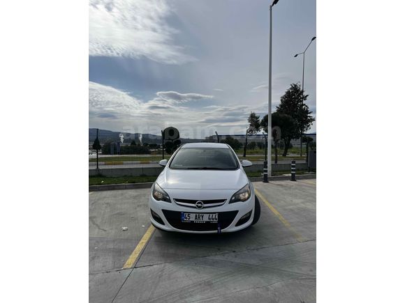 ACİL SON FİYAT! Sahibinden Opel Astra 1.6 Edition 2018 Model Manisa 13400km Beyaz