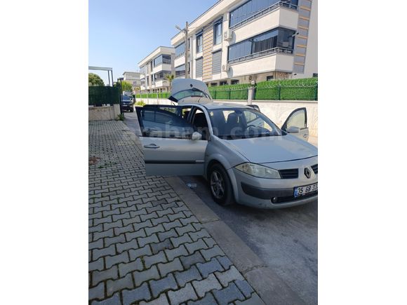Sahibinden Renault Megane 1.6 Dynamique 2004 Model