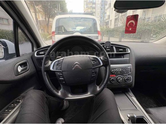 Sahibinden Citroen C4 1.6 e-HDi Confort Plus 2011 Model 