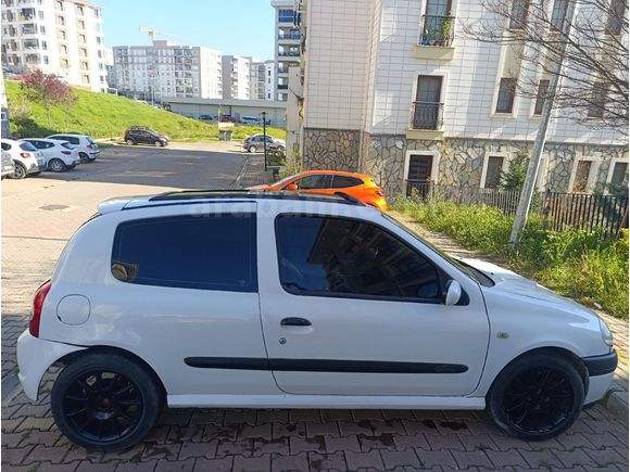 Sahibinden Renault Clio 2.0 Sport 2002 Model