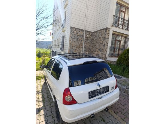 Sahibinden Renault Clio 2.0 Sport 2002 Model