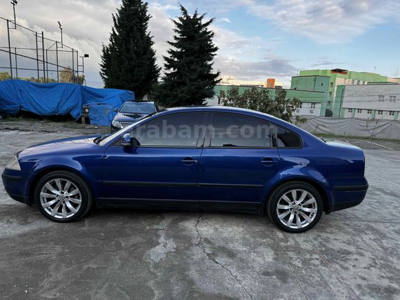 Memurdan Boyasız Değişensiz Passat 1.6 