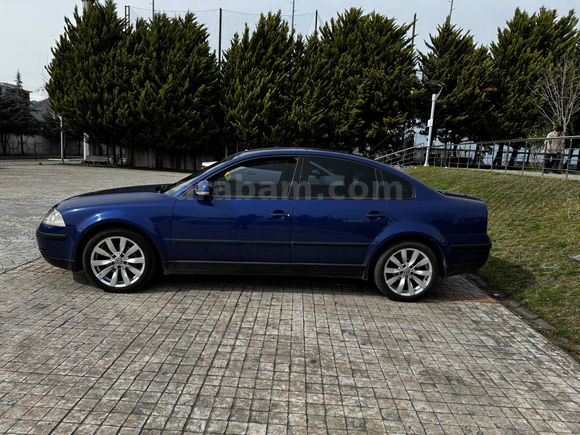 Memurdan Boyasız Değişensiz Passat 1.6 