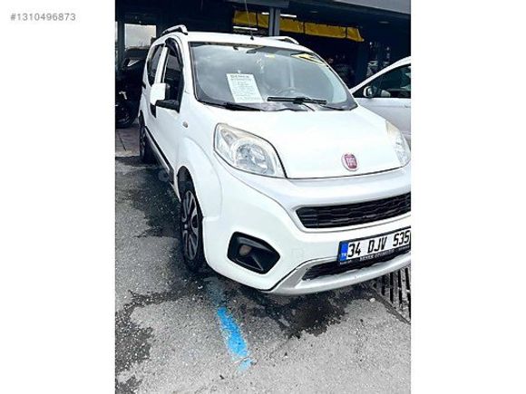 2017 MODEL 1.3 FİONRİNO COMBİ PREMİO AĞIR HASARLI
