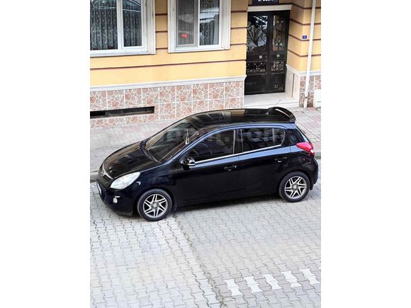 Sahibinden Hyundai i20 Troy 1.4 CVVT Prime 2011 Model 