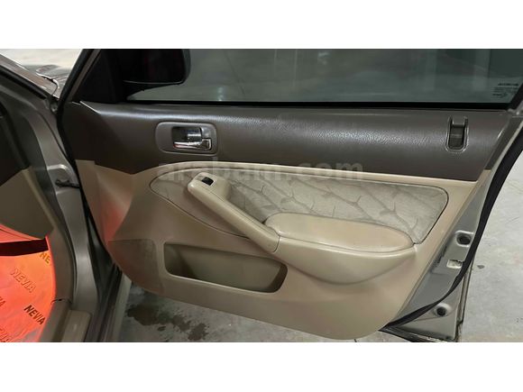 Sahibinden Honda Civic 1.6i VTEC LS 2004 Model 