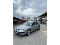 TEMİZ BAKIMLI AİLE ARACI 1.6 16VALF