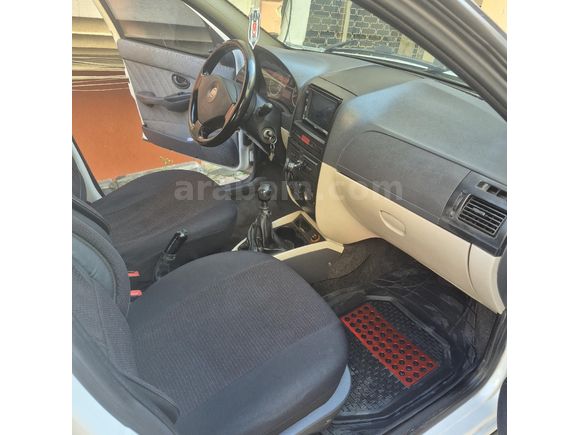 Sahibinden Fiat Albea 1.3 Multijet sole 2010 Model