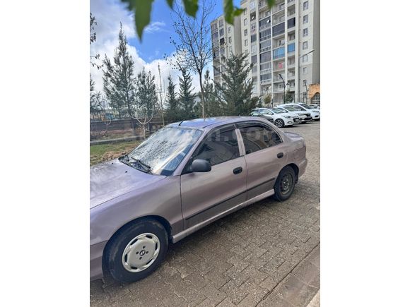 Hyundai Accent 1.3 GLS 1998 Model