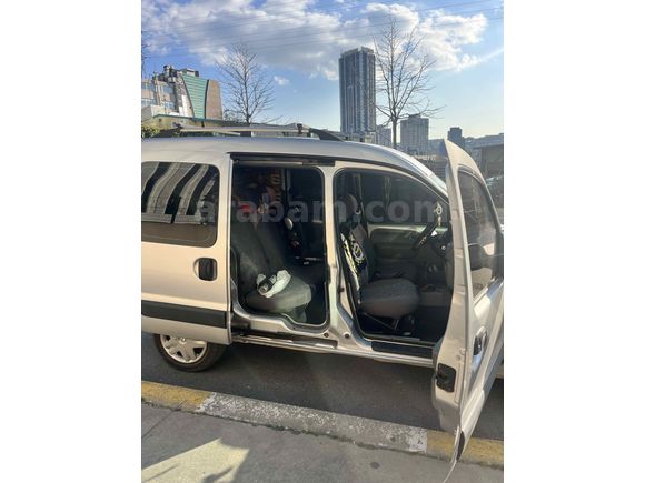 2011 KLIMALI - İLK SAHİBİNDEN 95HP-  ORJINAL KM