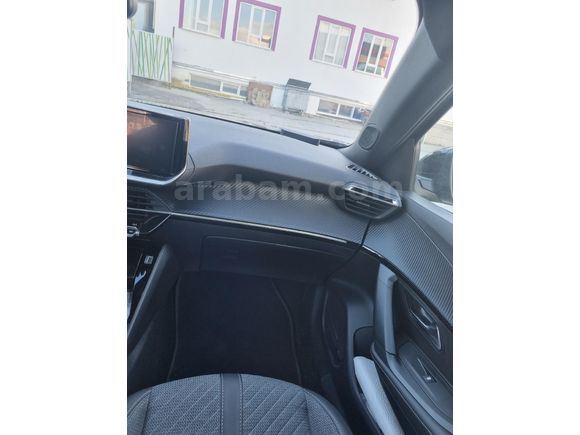 Sahibinden Peugeot 2008 1.2 PureTech Allure 2025 Model