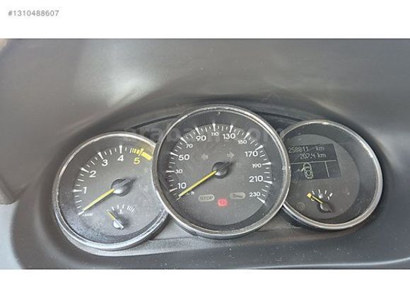 ATA'DAN MEGANE DİZEL OTOMATİK 12 AY TAKSİT İMKANI