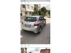 Sahibinden Toyota Auris 1.4 D-4D Comfort Extra 2012 Model