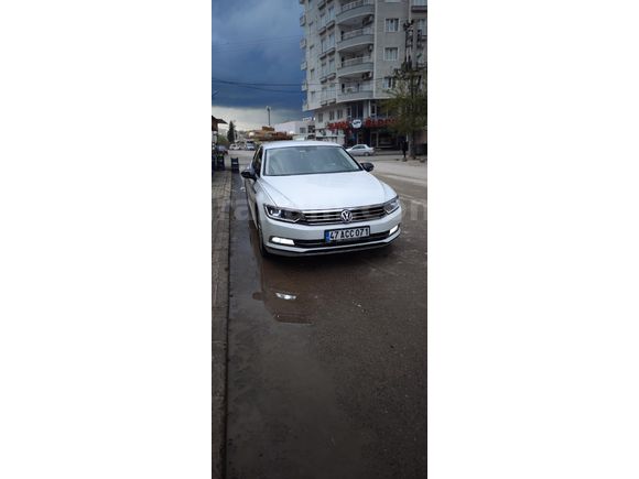Sahibinden Volkswagen Passat 1.6 TDi BlueMotion Comfortline 2018 Model