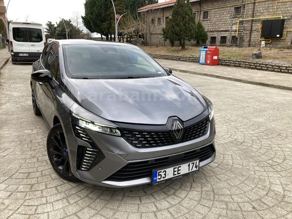 Sahibinden Renault Clio 1.0 TCe Techno Esprit Alpine 2024 Model  6.000 km Füme